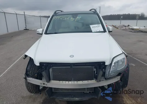 2015 Mercedes-Benz Glk 350 4Matic z USA, uszkodzony, nr VIN WDCGG8JB7FG378402